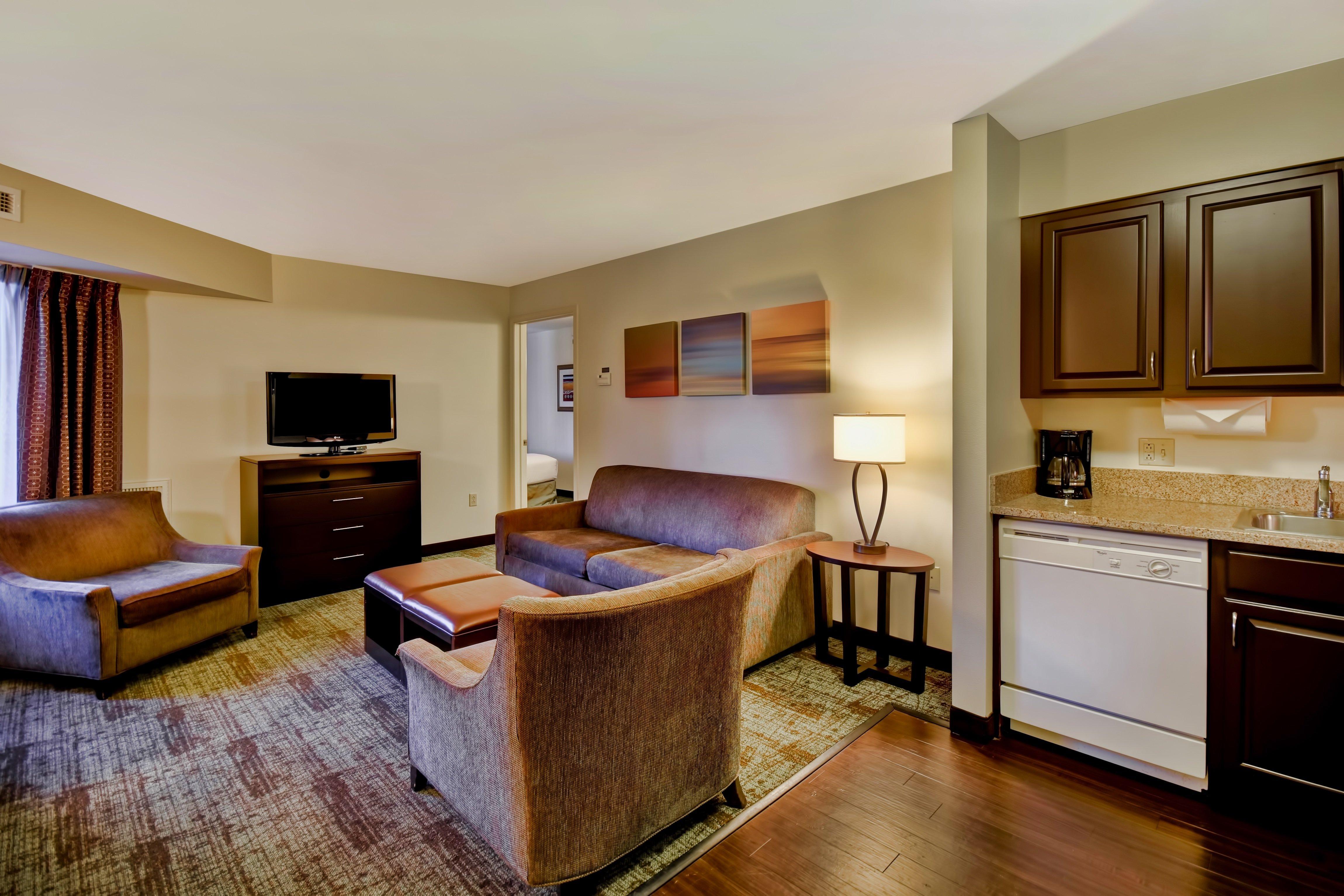 Staybridge Suites Madison - East By Ihg Esterno foto