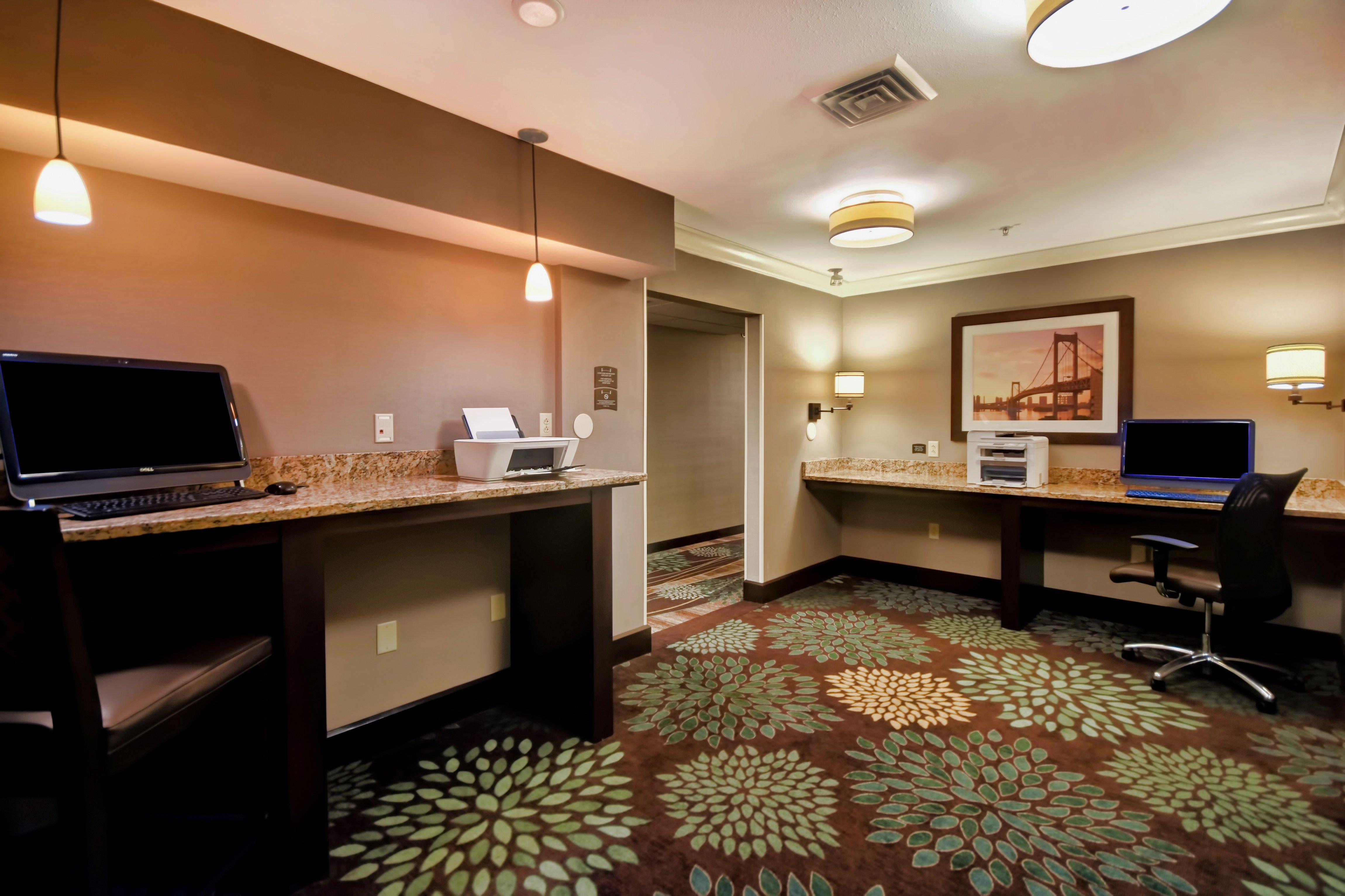 Staybridge Suites Madison - East By Ihg Esterno foto