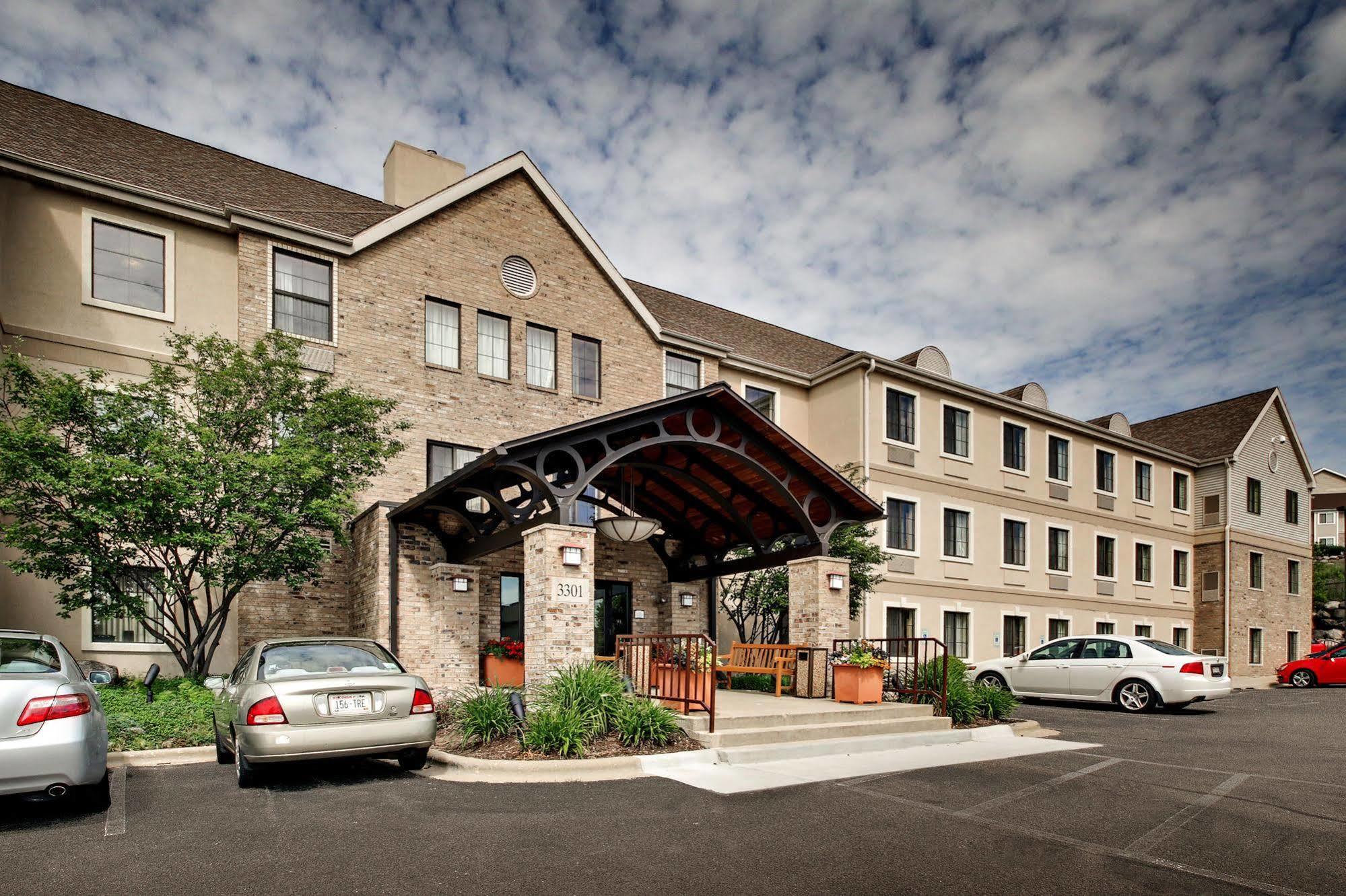 Staybridge Suites Madison - East By Ihg Esterno foto